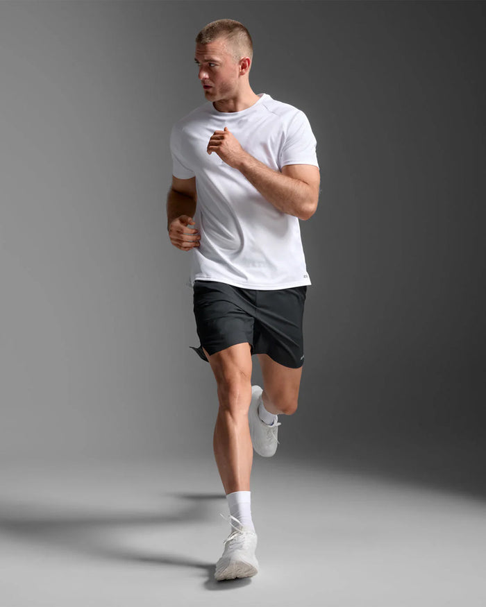 2XU Men's Aero 7 Inch Shorts - Black/Silver Reflective