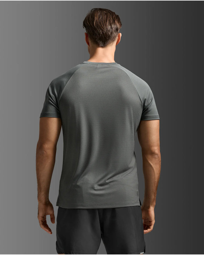 2XU Men's Aero Mesh Tee - Jupiter/Black Reflective