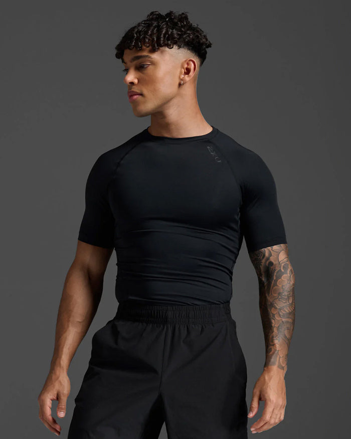 2XU Men's Core Compression Short Sleeve - Black/No Logo