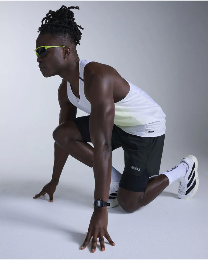2XU Men's Light Speed React Singlet - Cool Matcha Mist/Black Reflective