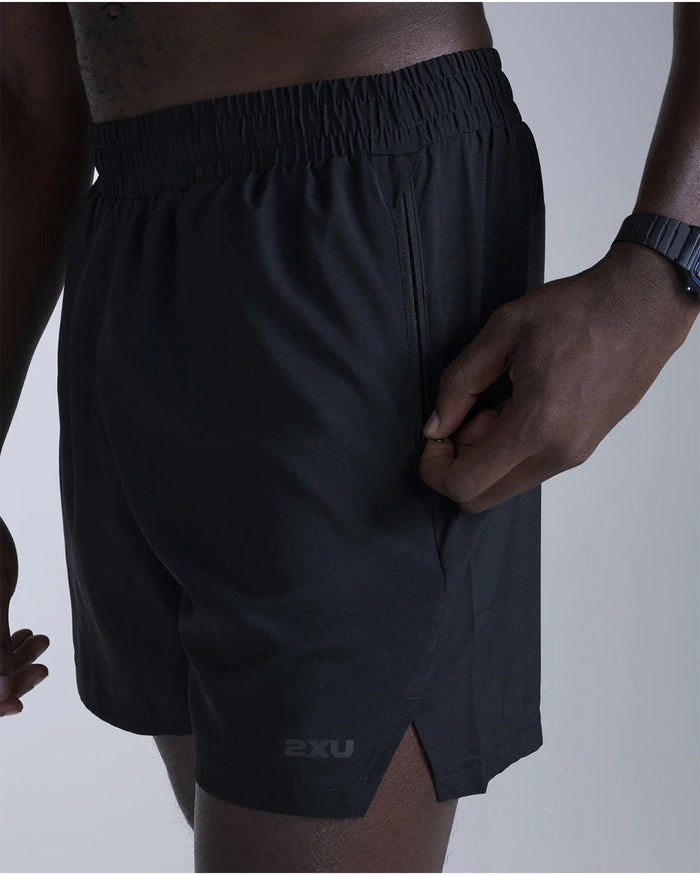 2XU Men's Motion 5inch Unlined Shorts - Black/Black