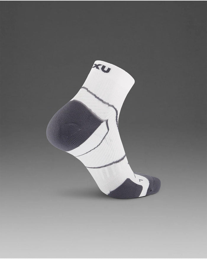 2XU Unisex's Vectr Cushion 1/4 Crew Compression Socks - White/Grey
