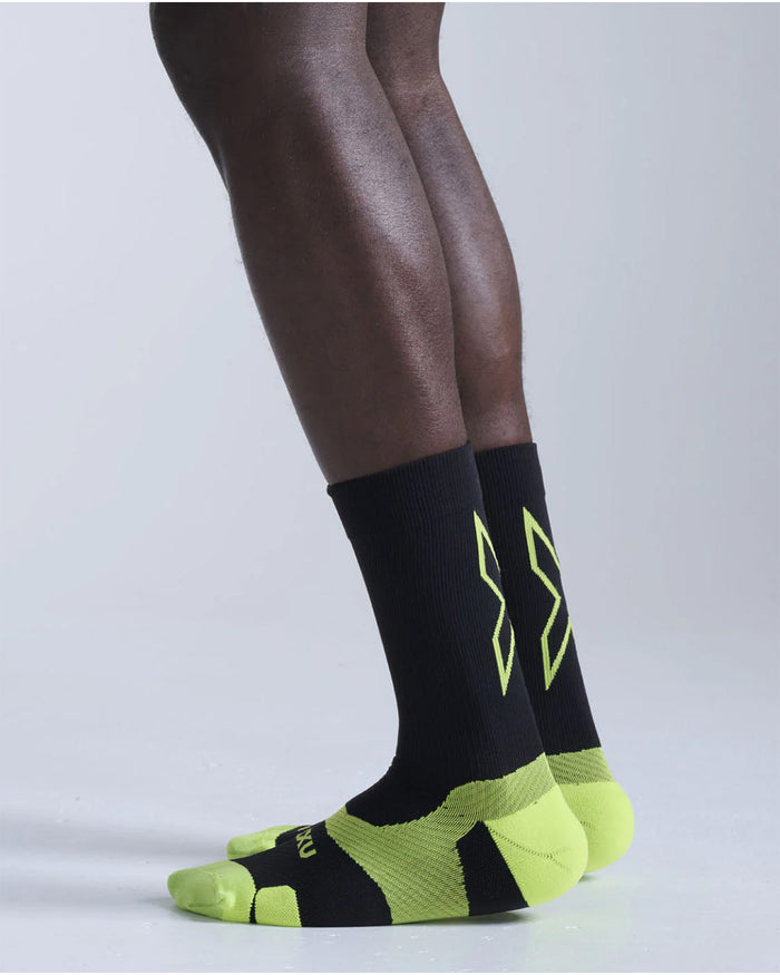 2XU Unisex's Vectr Light Cushion Crew Socks - Black/Volt