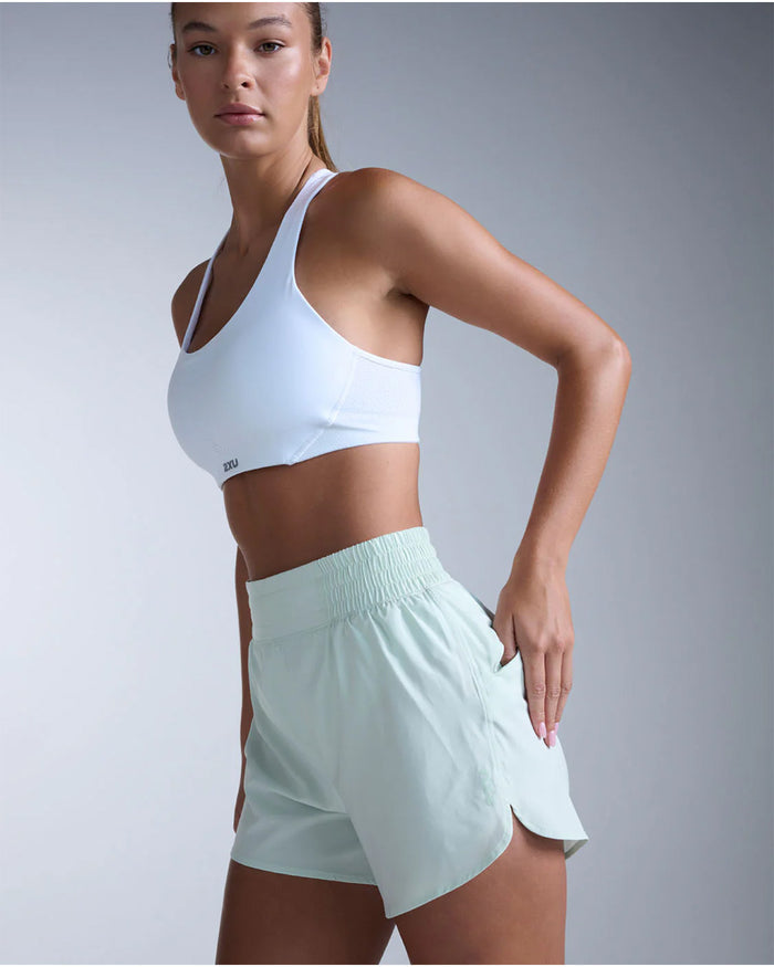 2XU Women's Aero Hi-Rise 4 Inch Shorts - Mint Dust/Mint Reflective