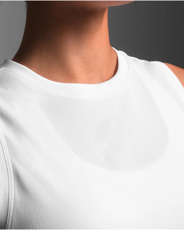 2XU Women's Aero Mesh Crop Tank - White/Silver Reflective