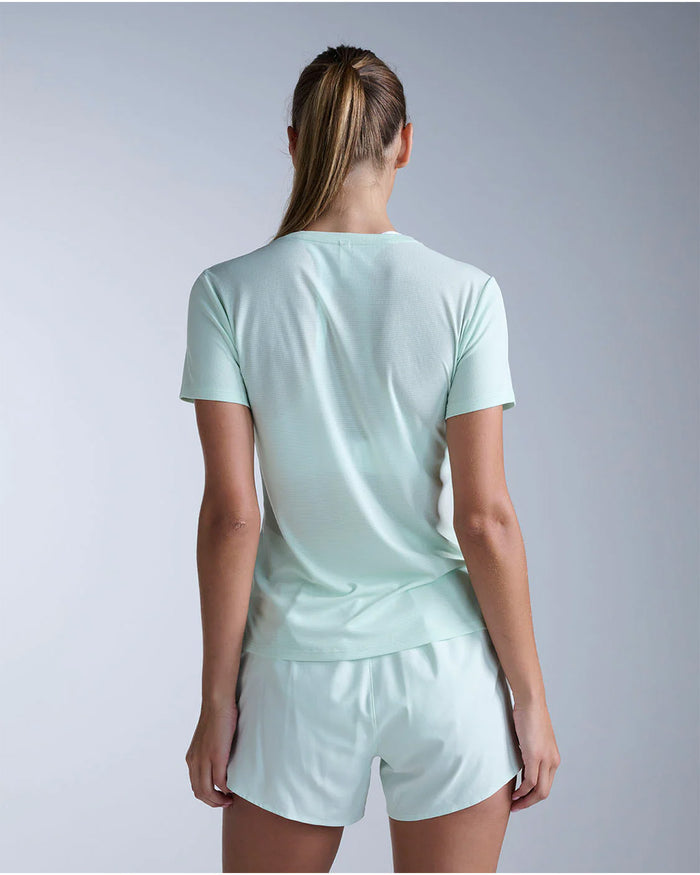 2XU Women's Aero Mesh Tee - Mint Dust/Mint Reflective