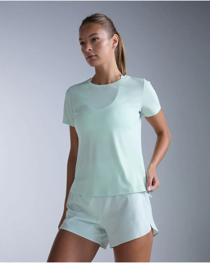2XU Women's Aero Mesh Tee - Mint Dust/Mint Reflective