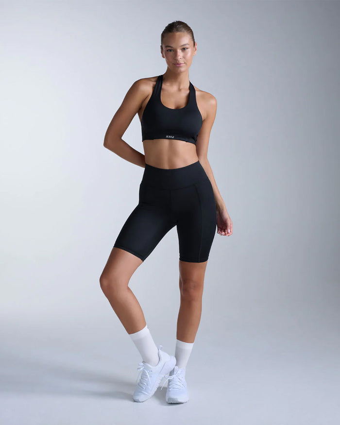 2XU Women's Core Hi-Rise Compression 7 Inch Shorts - Black/Silver