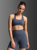 2XU Women's Form Racerback Medium Impact Bra - India Ink/India Ink