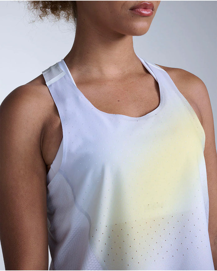 2XU Women's Light Speed React Crop Singlet - Lemon Mist/White Reflective