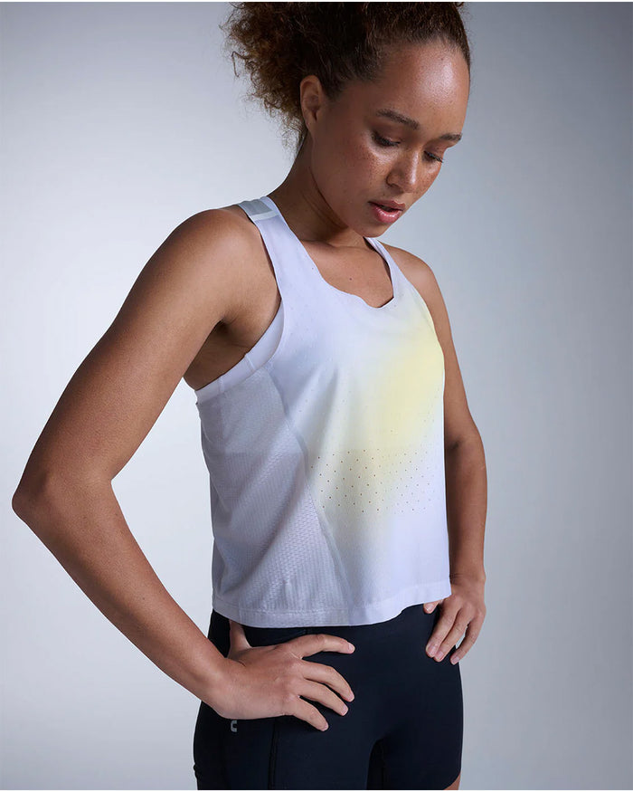 2XU Women's Light Speed React Crop Singlet - Lemon Mist/White Reflective