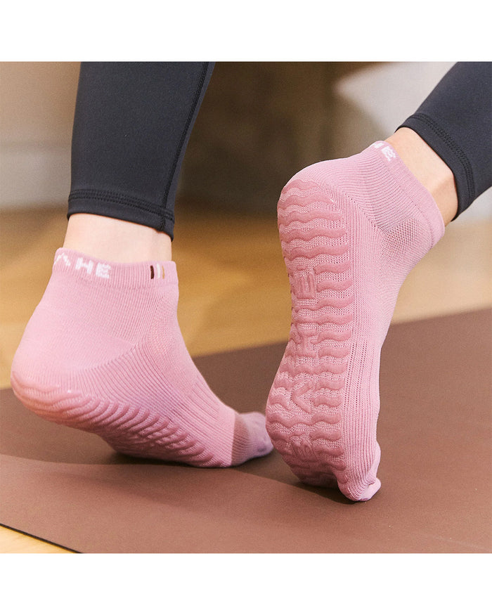 BAHE Studio Grippy Ankle Socks - Mauve