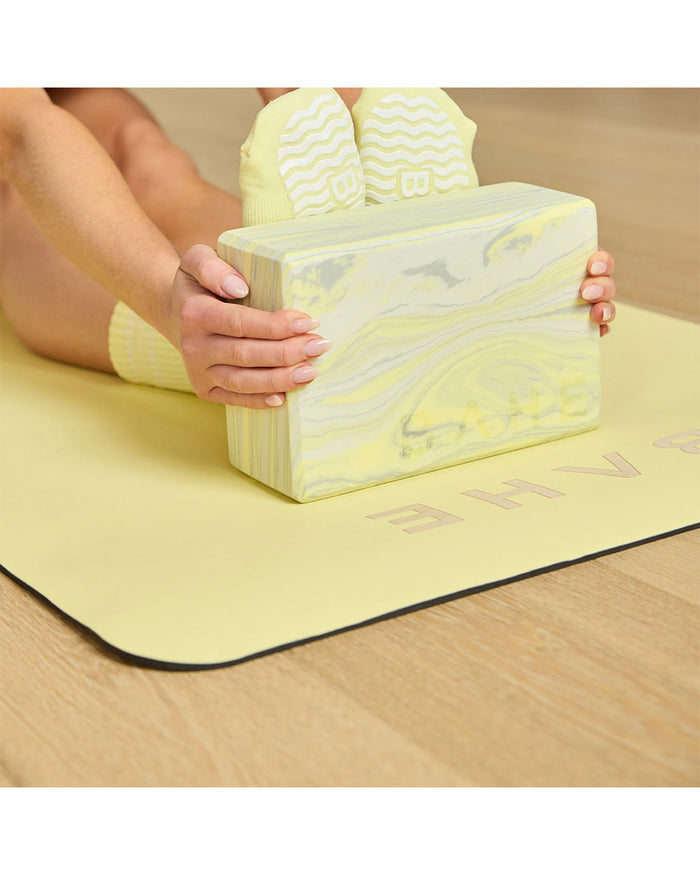 BAHE Yoga Block 22.5x15x9cm - Pale Lemon Marble