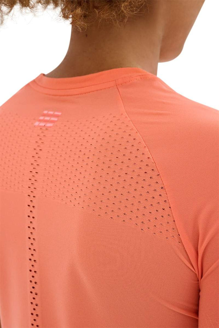 CEP Women's Ultralight Seamless Shirt Short Sleeve v2 - Coral
