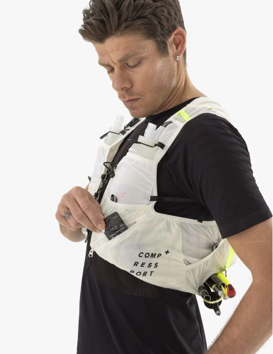 Compressport Unisex UltRun S Pack Evo 10 - Sugar/Ice Print