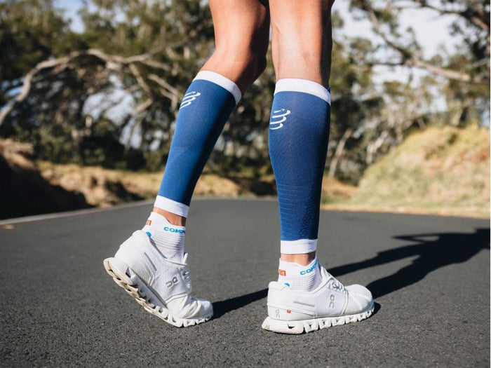 Compressport Unisex's R2 3.0 Calf Sleeve - Blue/White