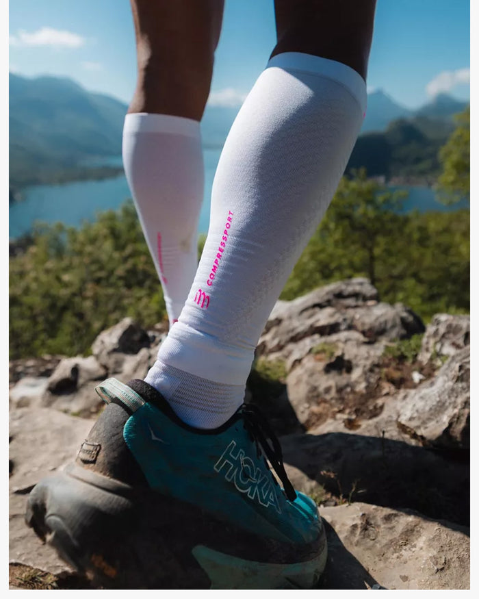 Compressport Unisex's R2 3.0 Calf Sleeves UTMB 2026 L1 - White