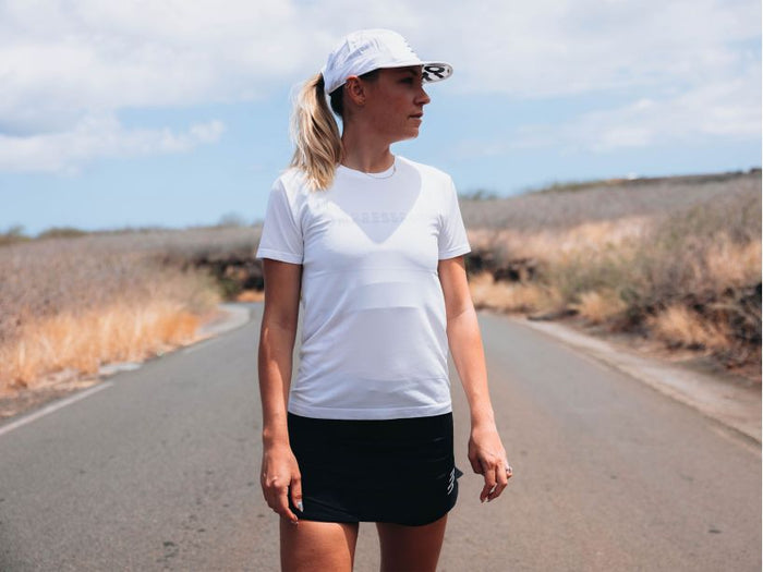 COMPRESSPORT Women's Logo SS Tshirt - White