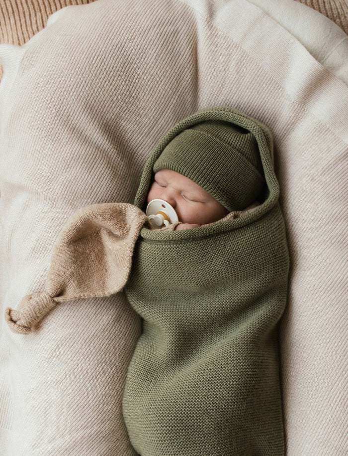 Hvid Fonzie Newborn Beanie Artichoke - La Gentile Store