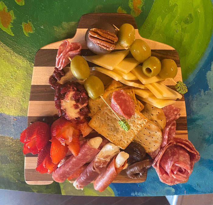 Jockey Silk Charcuterie / Cutting Board Small