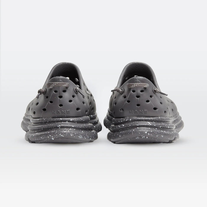 KANE Unisex's Revive Shoe - Titanium/Titanium Speckle (KR70)