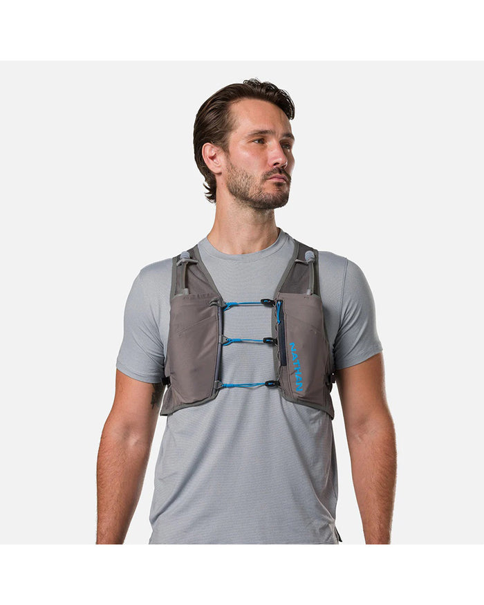 Nathan Pinnacle Breeze 4L - Charcoal/Electric Blue