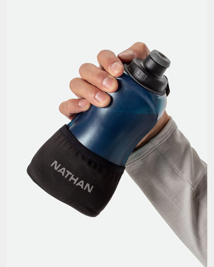 Nathan Quick Squeeze Lite 532ml - Black/Marine Blue