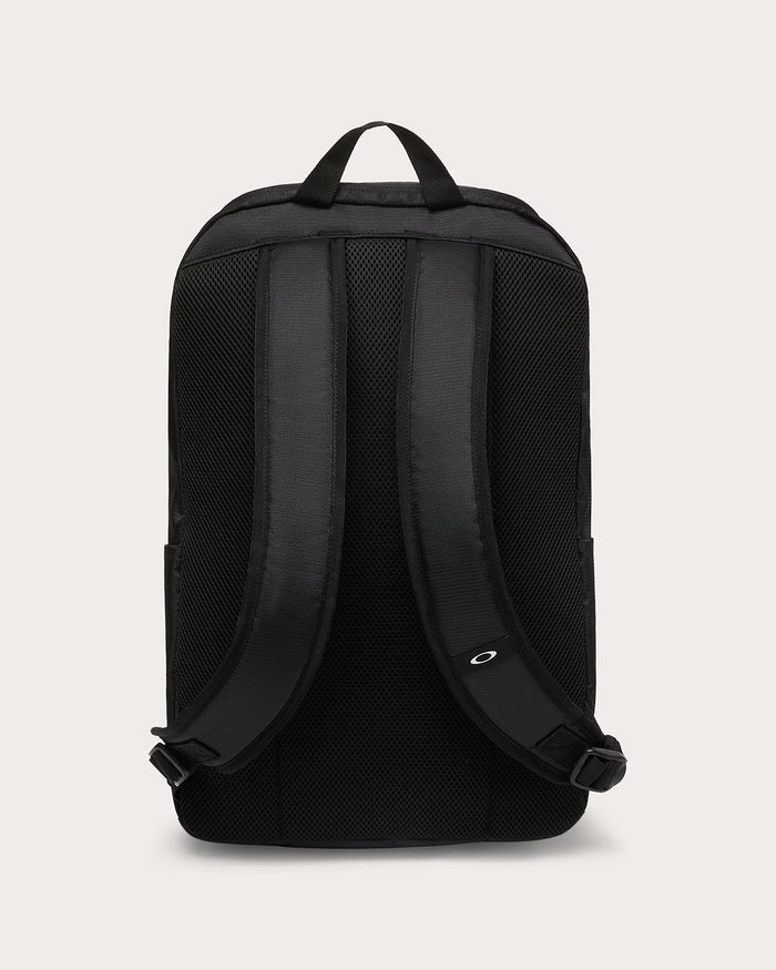 Oakley Essential Day Pack M 9.0 - Blackout