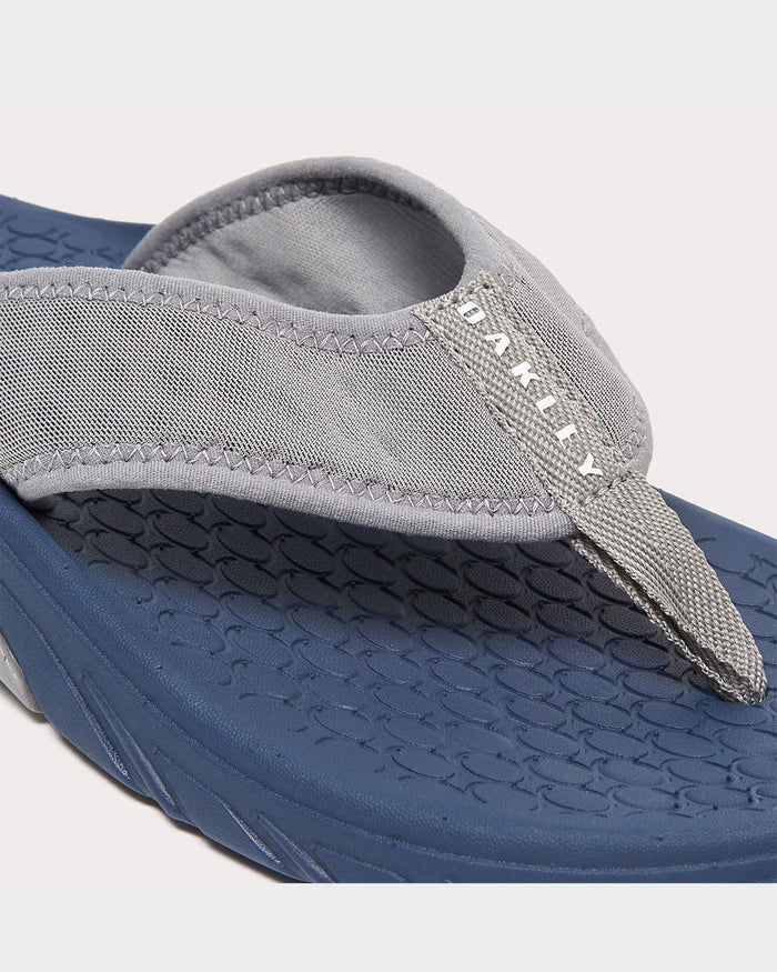 Oakley Operative Flip Flop - Abyss