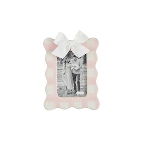 Pink Gingham Bow Frame