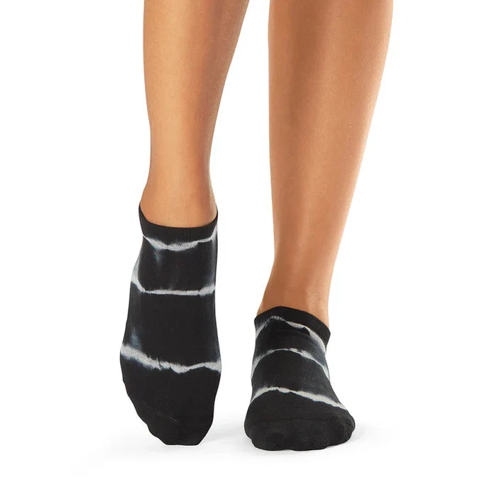 TAVI Grip Savvy - Black Wavy Stripe