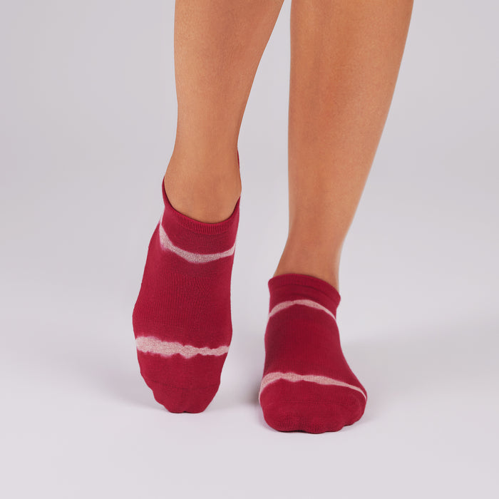 TAVI Grip Savvy - Ruby Tie Dye Stripe
