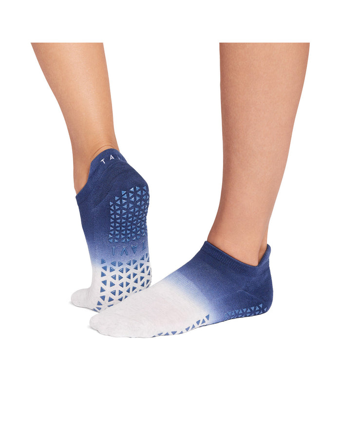 TAVI Grip Savvy - Soft Blue Ombre