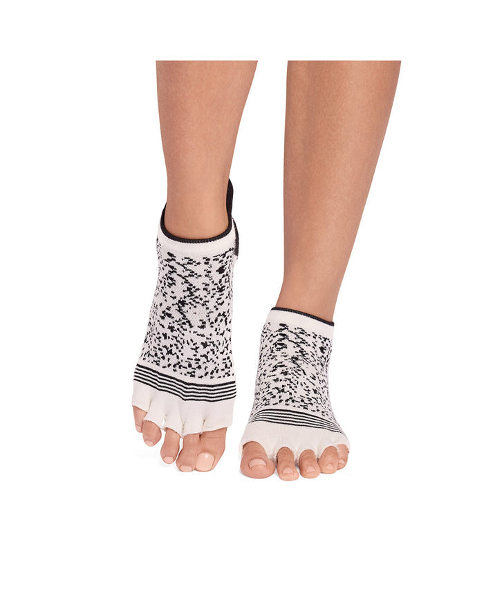 TOESOX Grip Half Toe Low Rise Tec - Bone