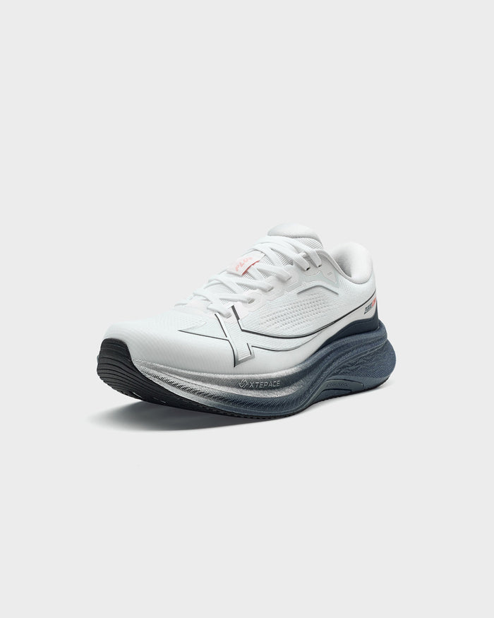 Xtep Men's 2000km Plus - Classic White/Ink Blue