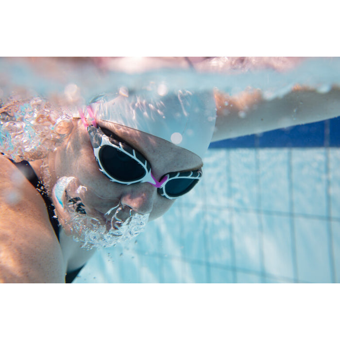 ZOGGS Predator - Pink/White - Tinted Smoke Lens - Smaller